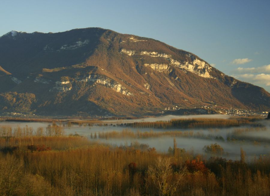 Photo du Grand Colombier et marais de Lavours dans l'Ain, Delorme - Wikimedia Commons - CC BY-SA 3-0